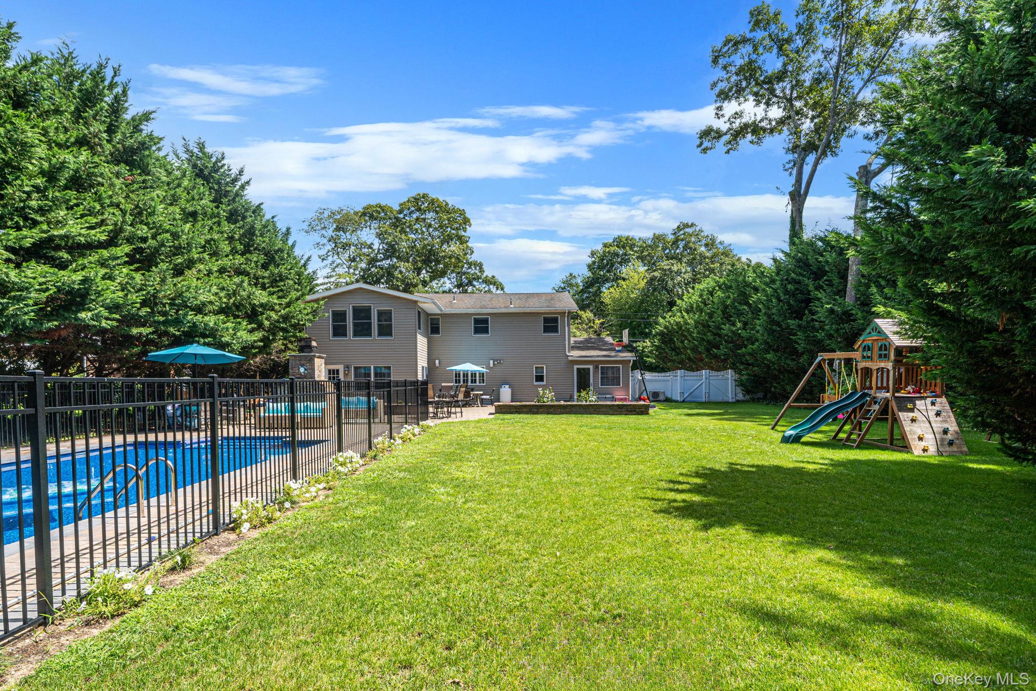 136 Vanderbilt Boulevard – For Sale photo 12