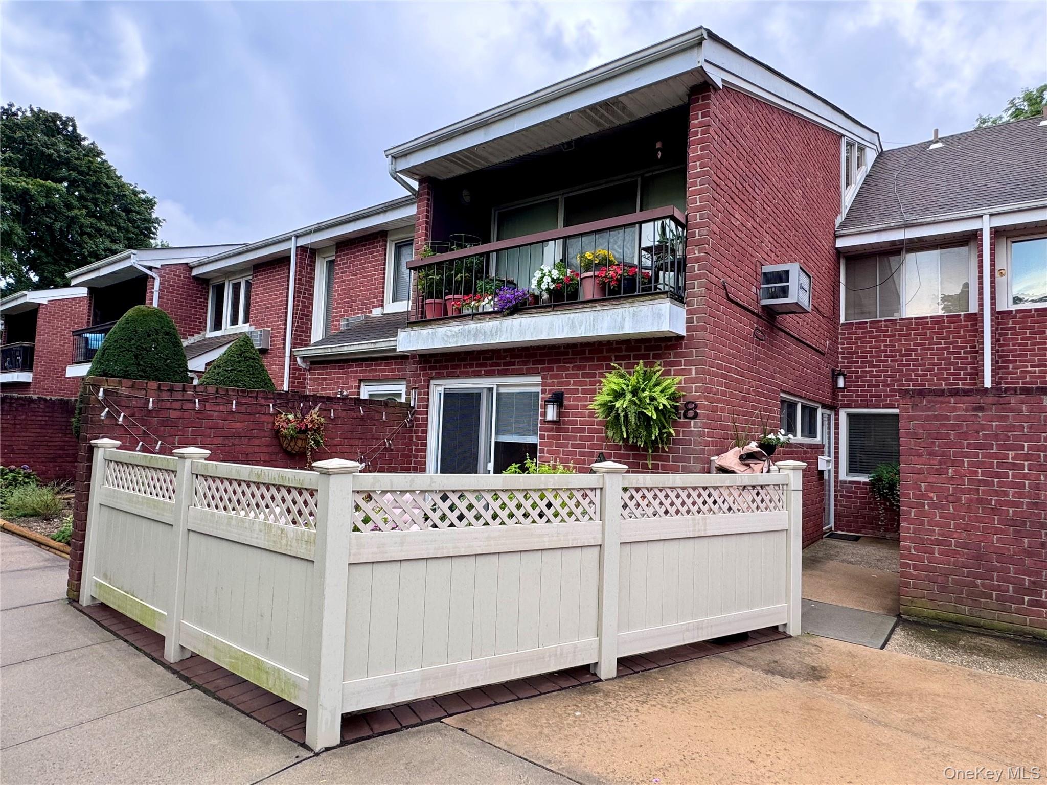 745 Conklin Street, Unit 18