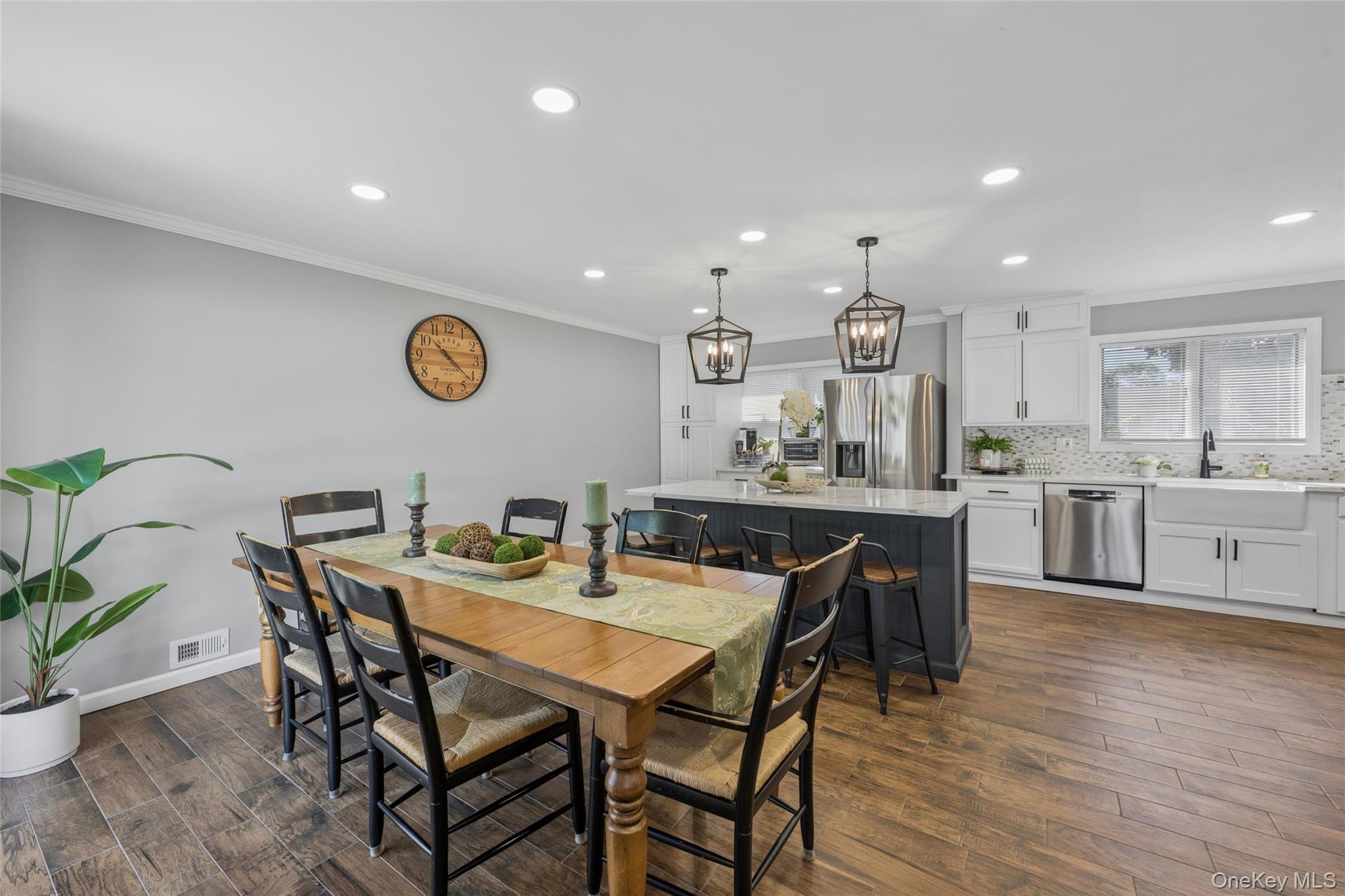 12 Lillian Lane – For Sale photo 17