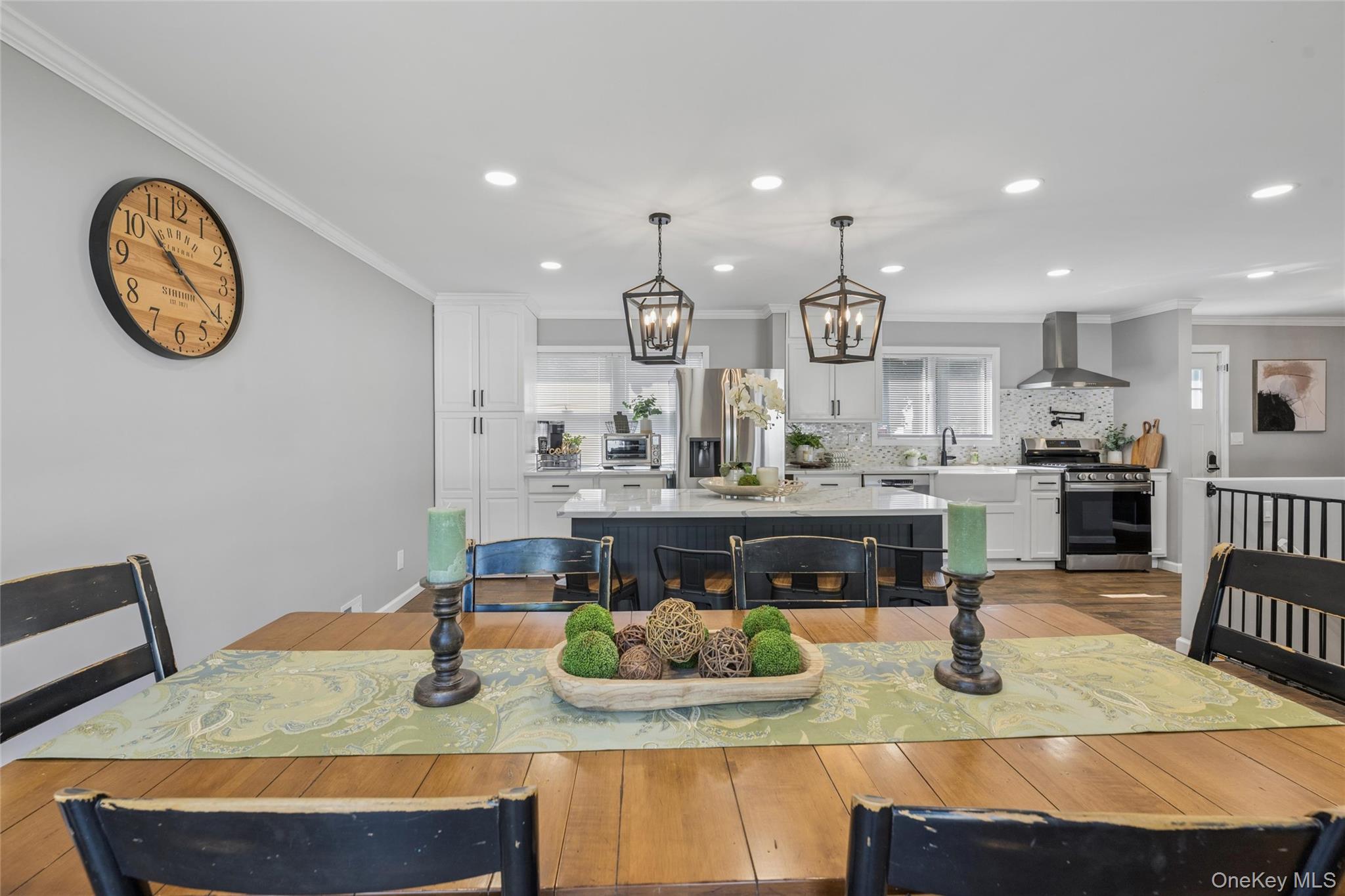 12 Lillian Lane – For Sale photo 16