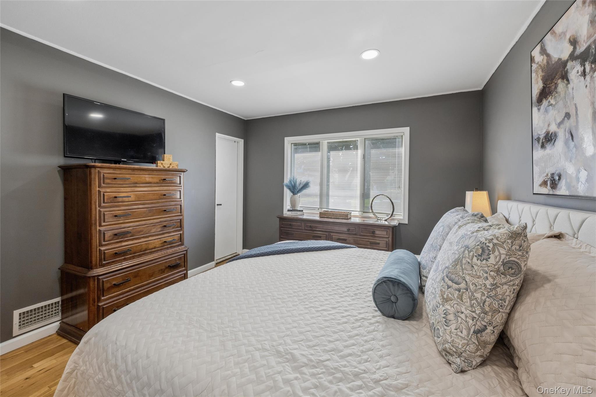 12 Lillian Lane – For Sale photo 23