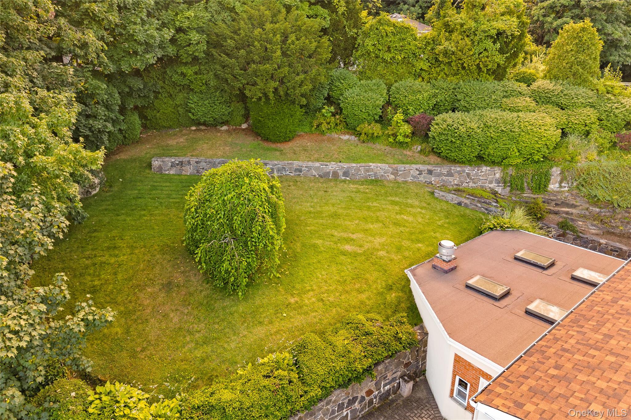 81 Avondale Road – For Sale photo 48