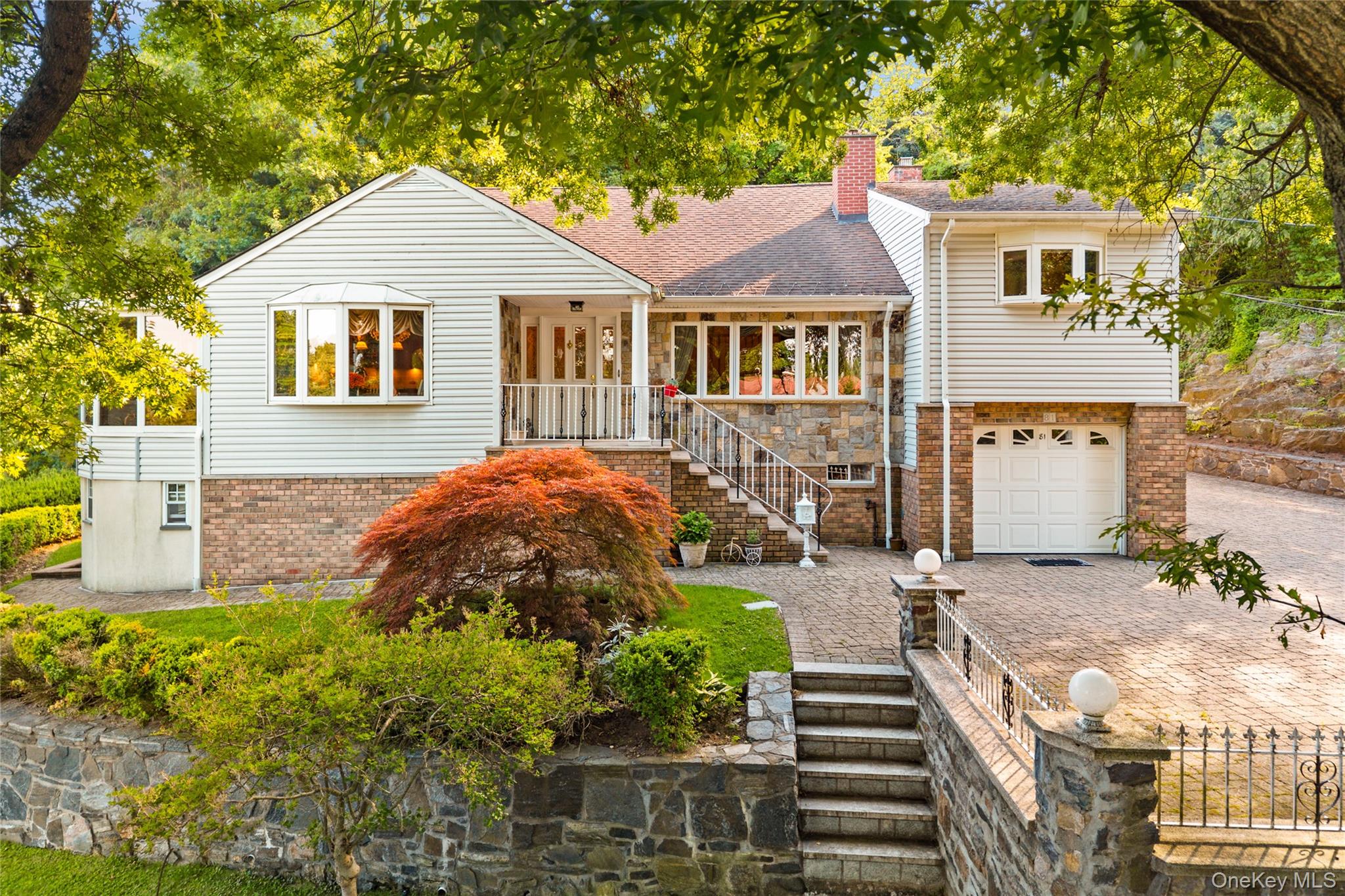81 Avondale Road – For Sale photo 2