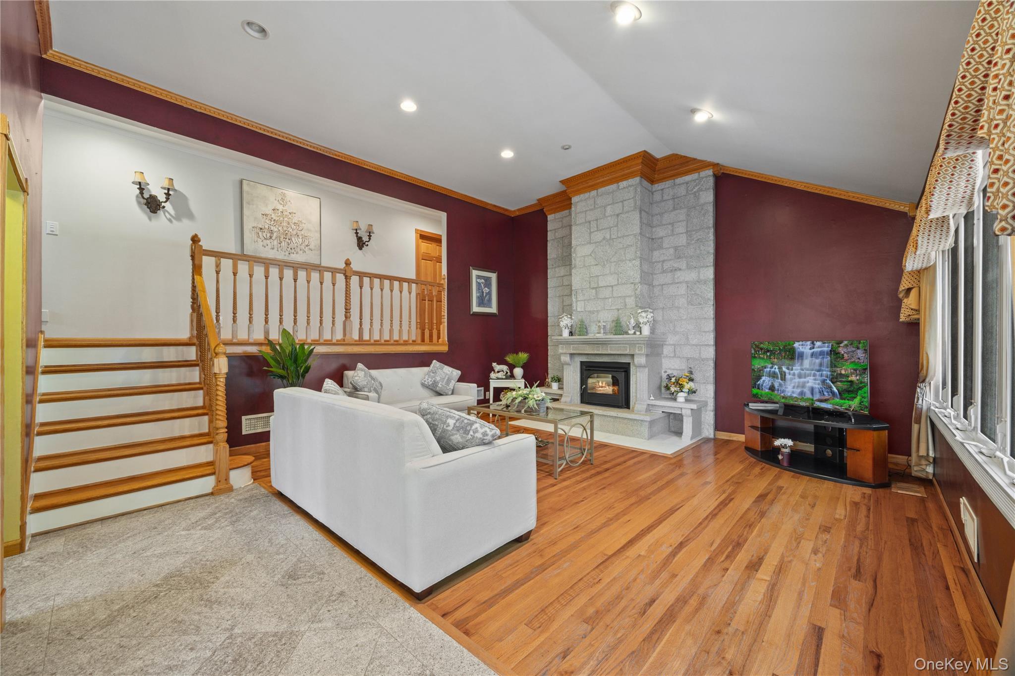 81 Avondale Road – For Sale photo 7