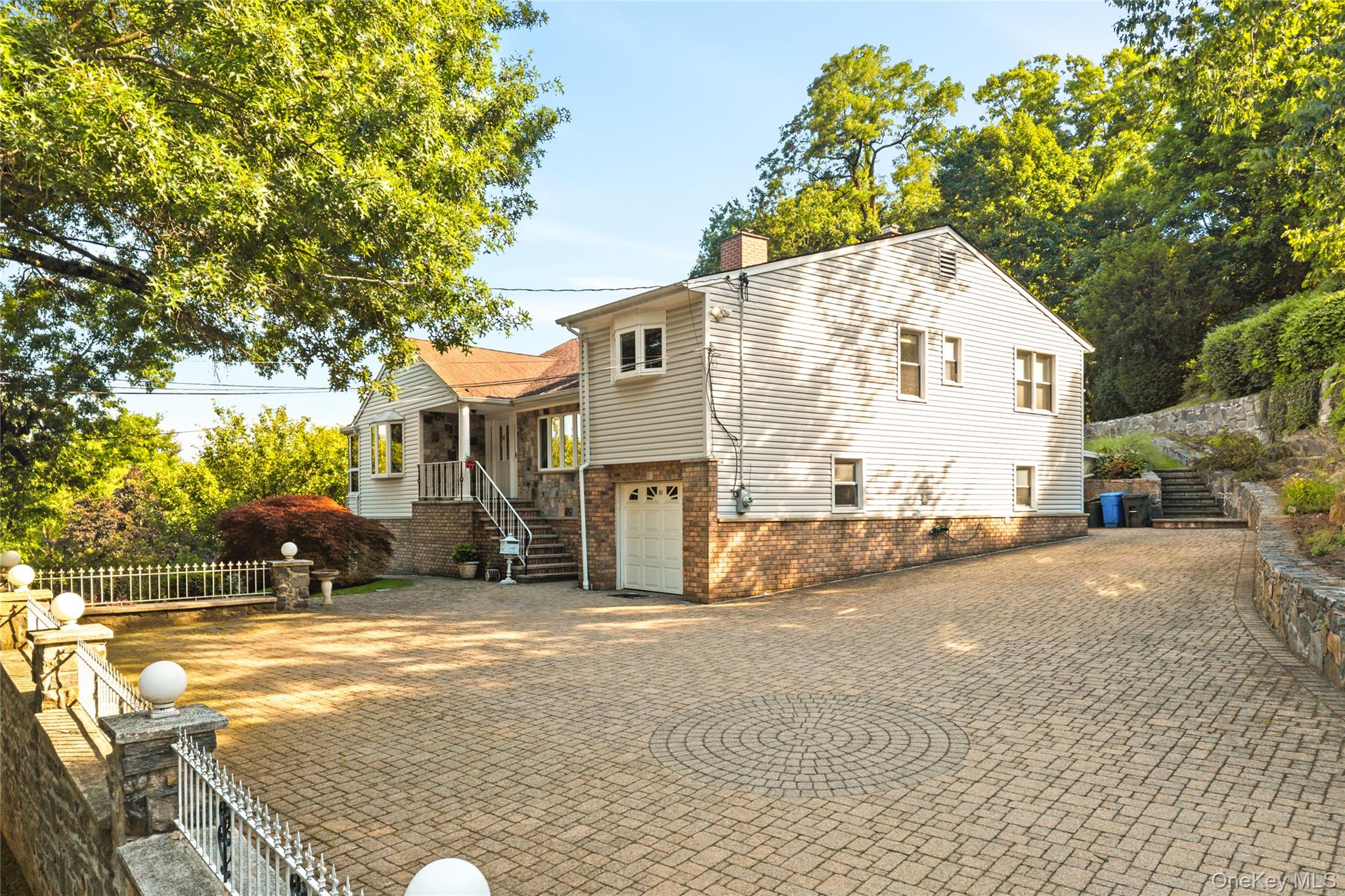 81 Avondale Road – For Sale photo 6