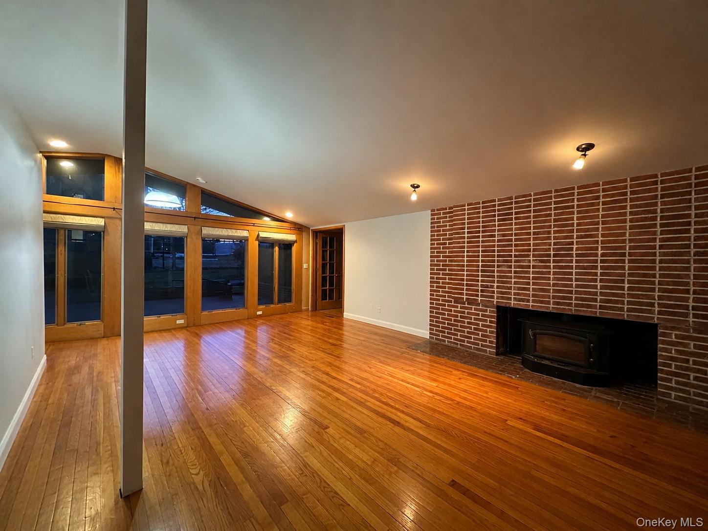 43 Tephanic Avenue – For Rent photo 9