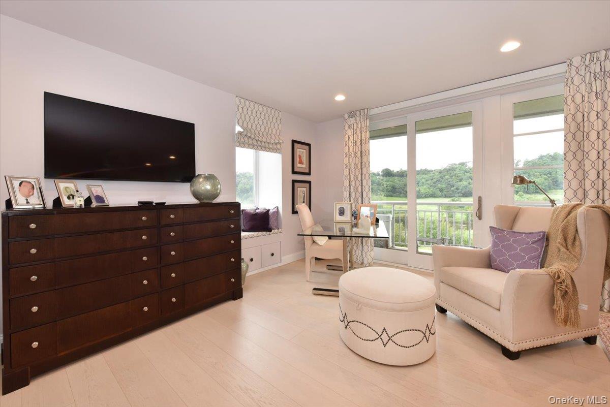 100 Harbor View Drive, Unit 401 photo 21