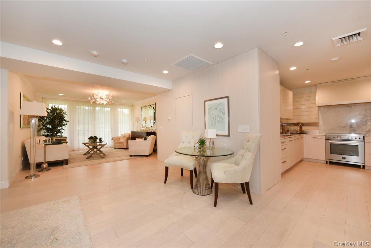100 Harbor View Drive, Unit 401 photo 10