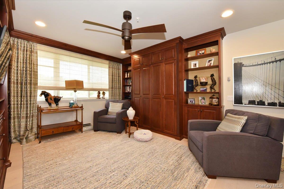 100 Harbor View Drive, Unit 401 photo 24