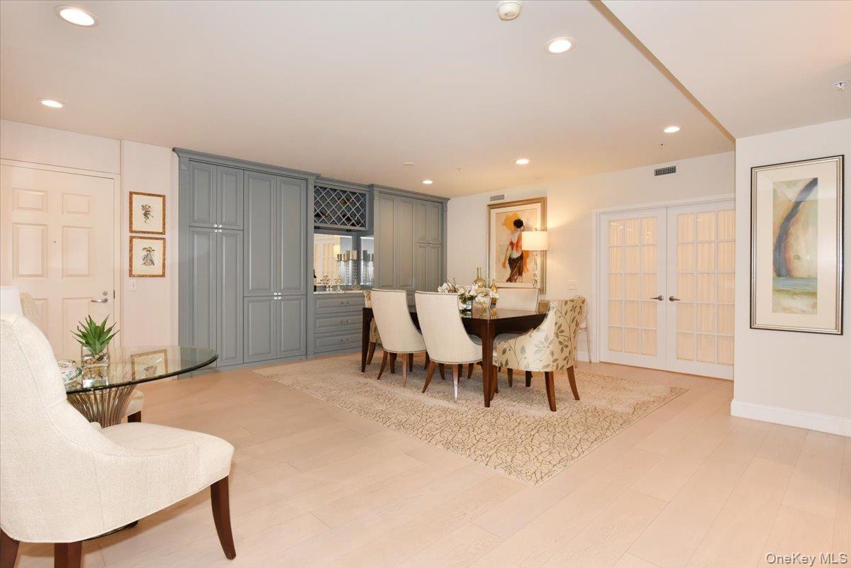 100 Harbor View Drive, Unit 401 photo 11