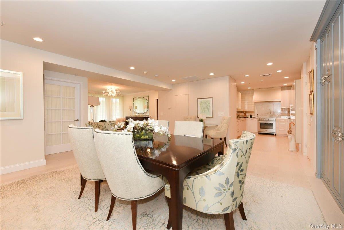 100 Harbor View Drive, Unit 401 photo 14