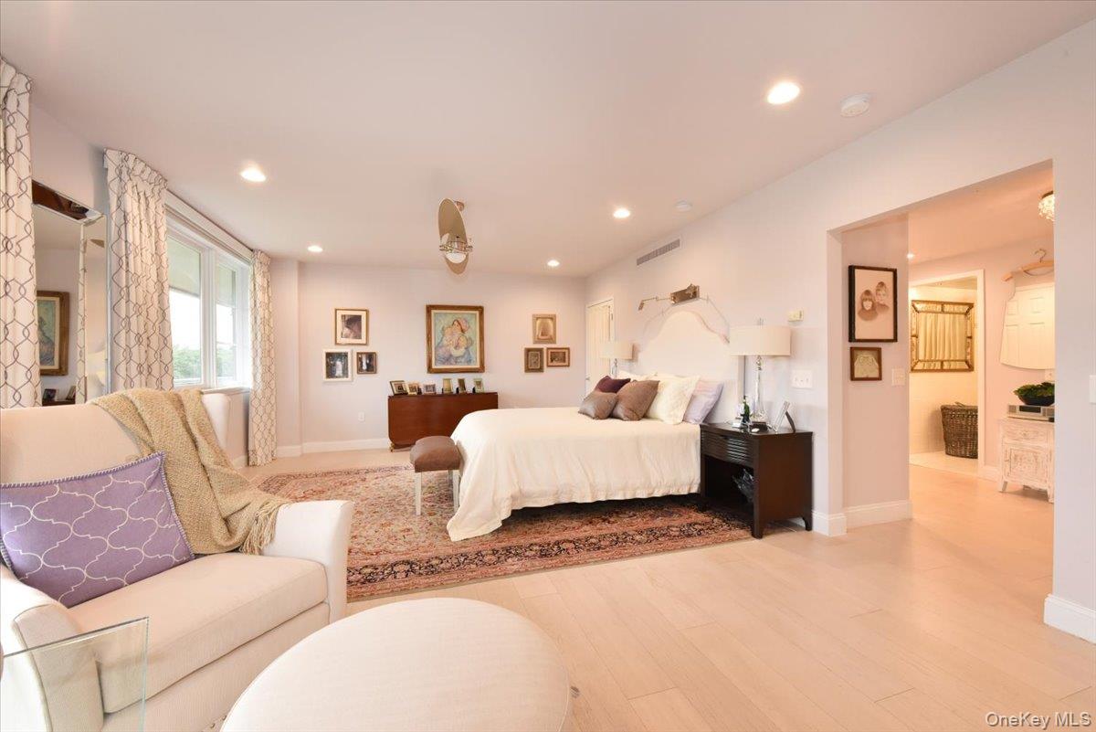 100 Harbor View Drive, Unit 401 photo 20