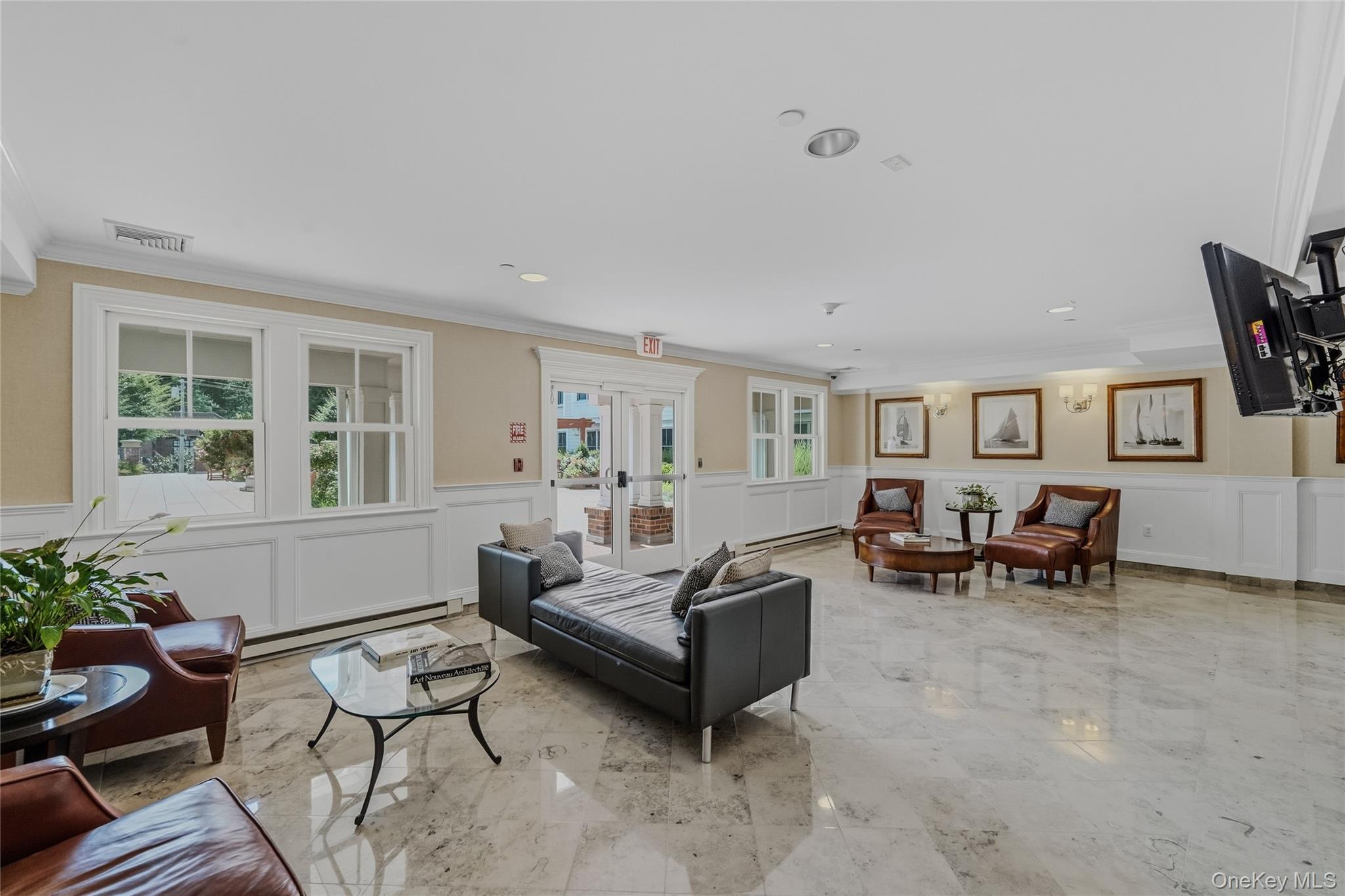 225 Stanley Avenue, Unit 121 photo 19