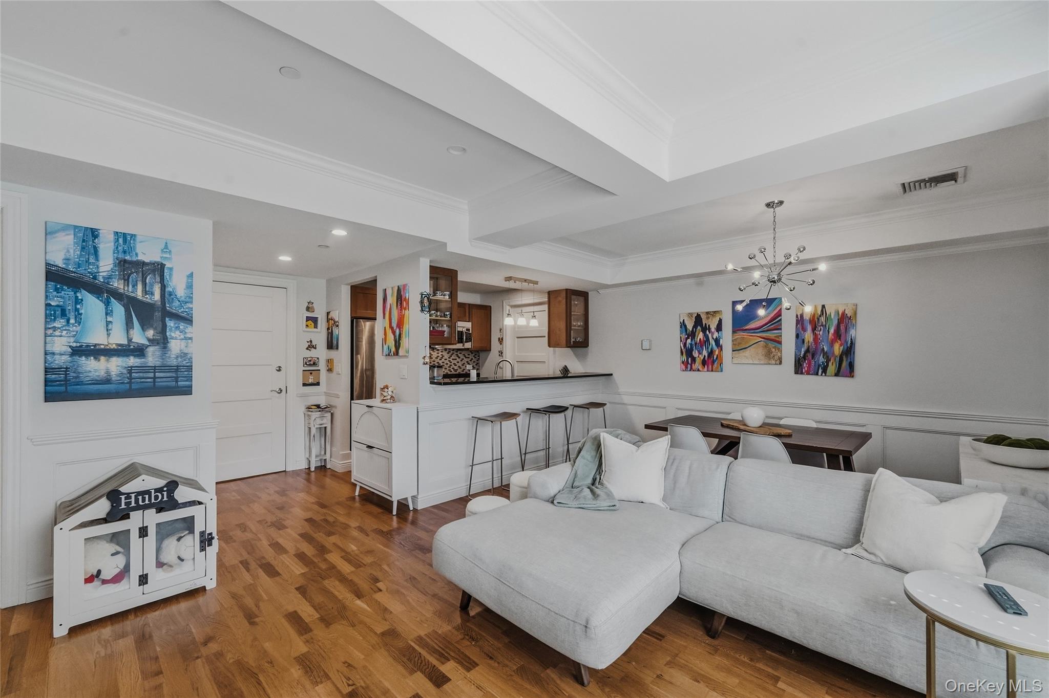 225 Stanley Avenue, Unit 121 photo 5