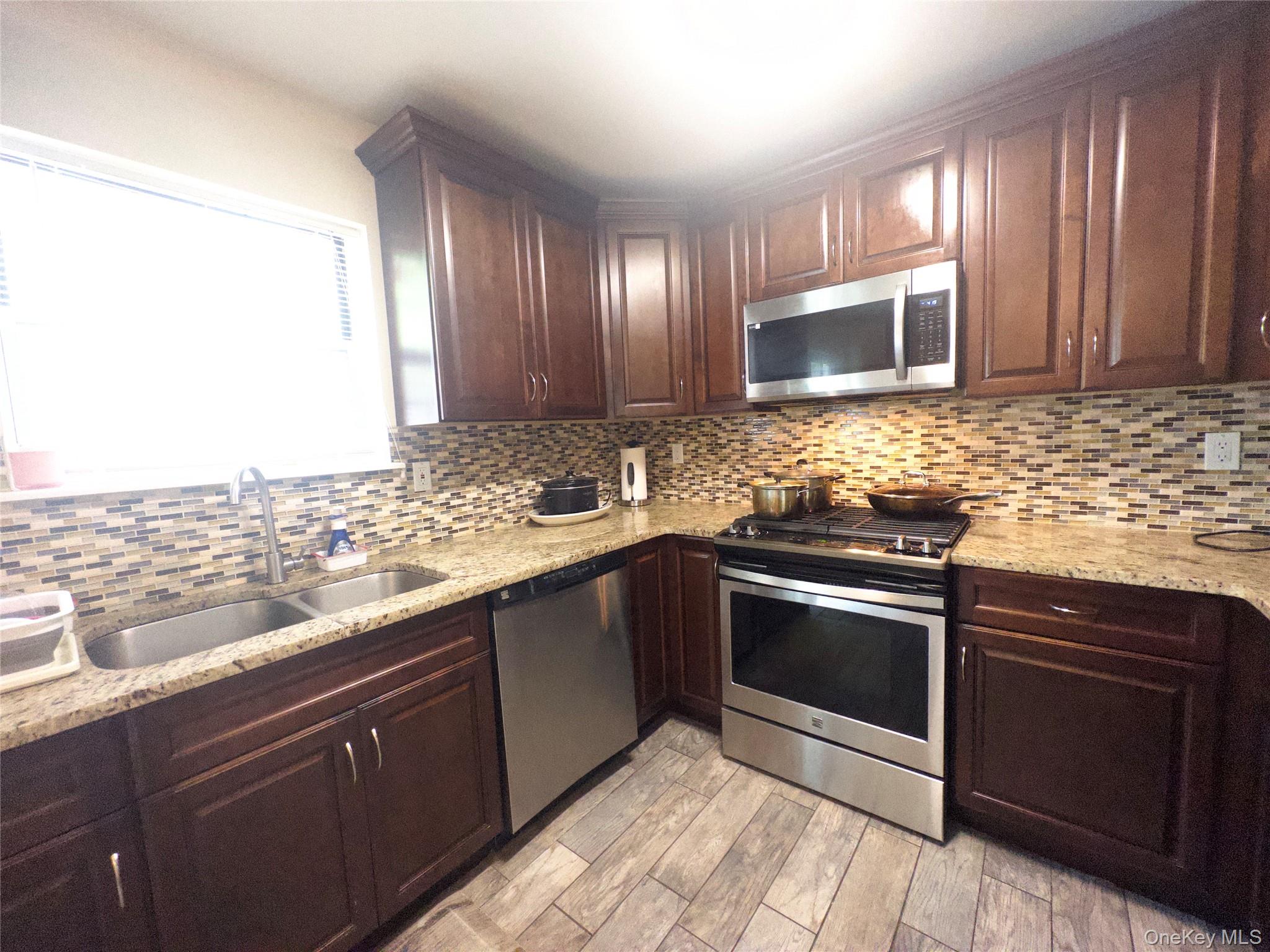 43 Brick Pond Road – For Sale photo 7