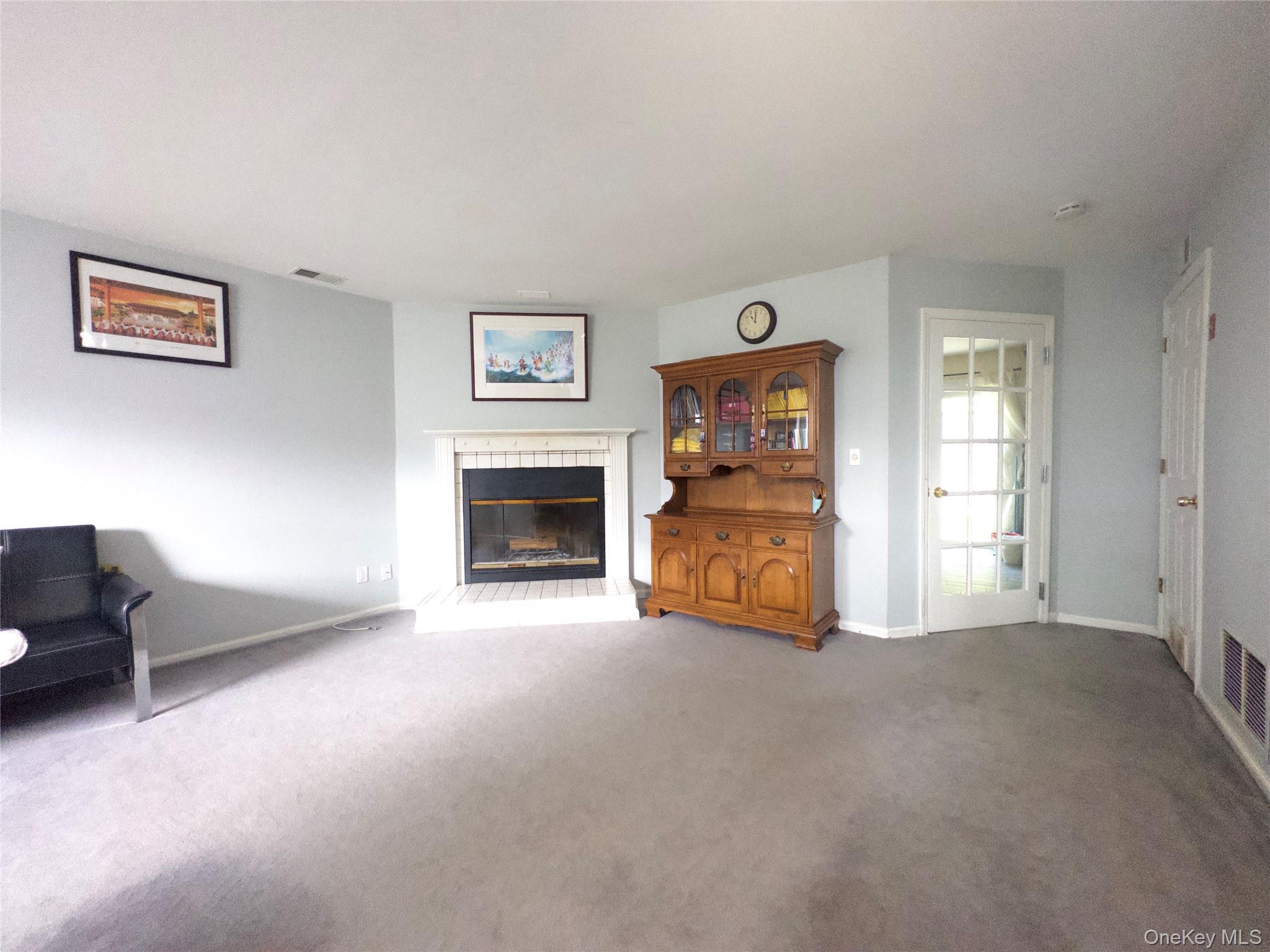 43 Brick Pond Road – For Sale photo 4