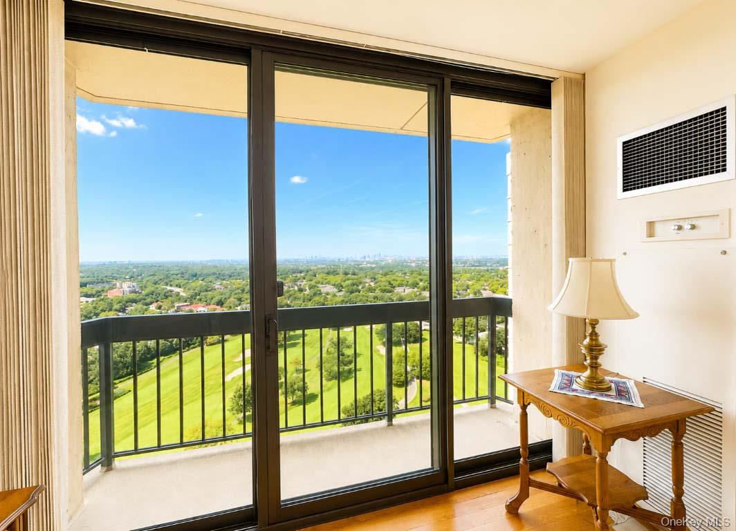26910 Grand Central Parkway, Unit 30D photo 22