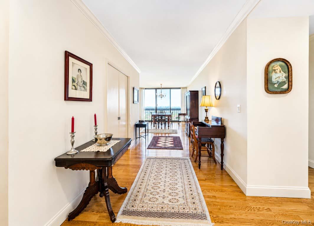 26910 Grand Central Parkway, Unit 30D photo 2