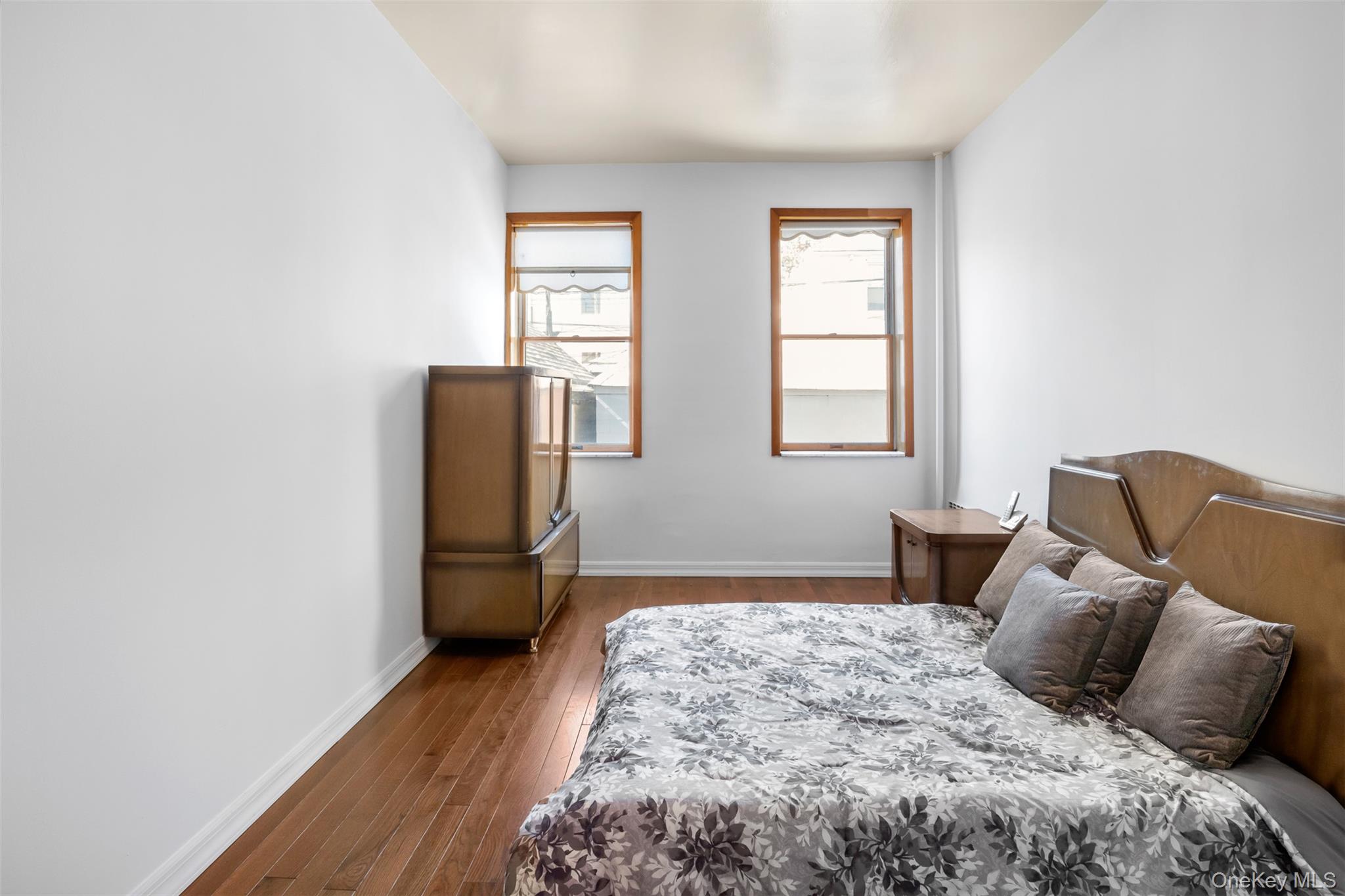 1538 W 11th Street – For Sale photo 8