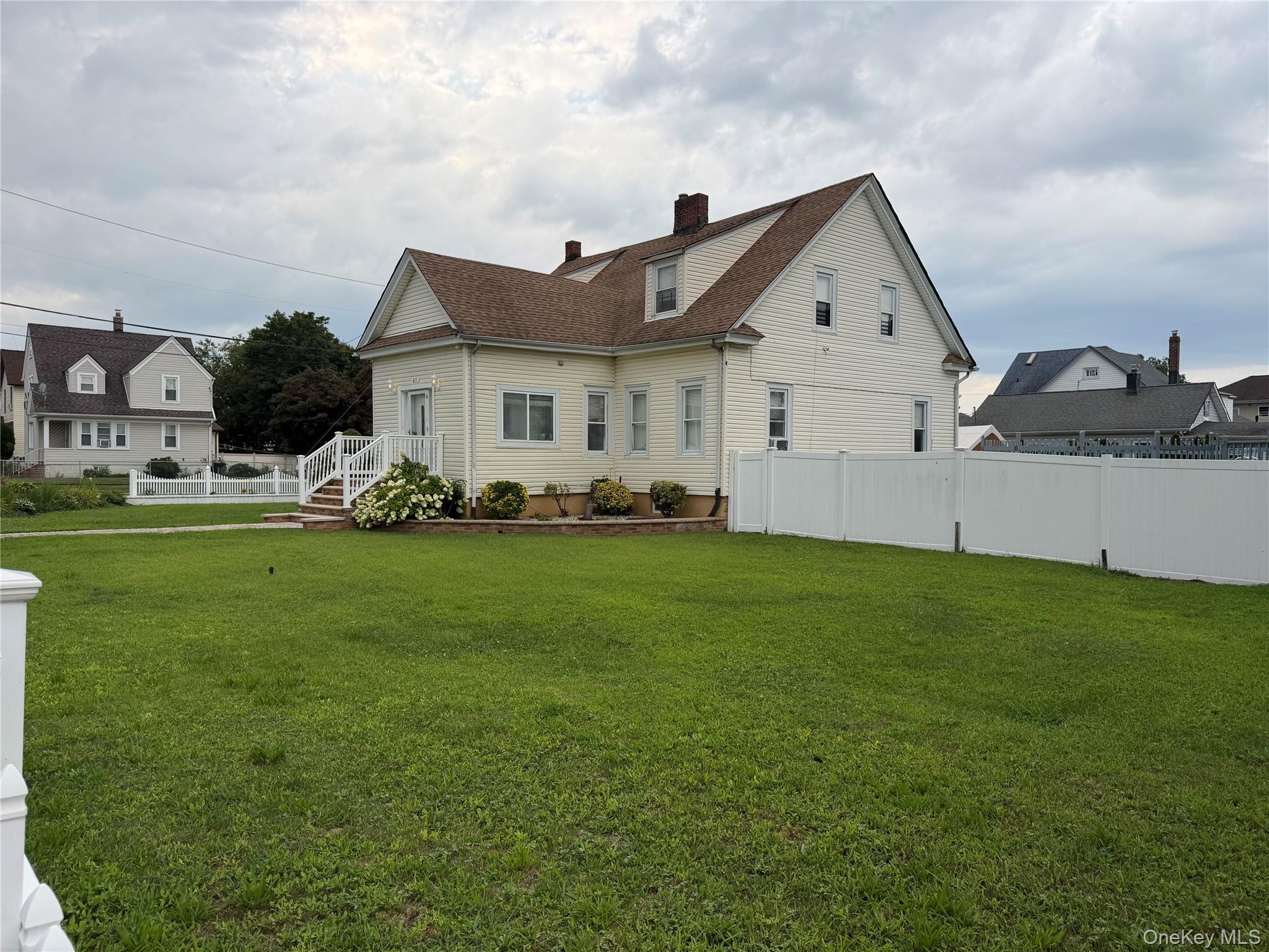 611 Park Avenue – For Sale photo 3