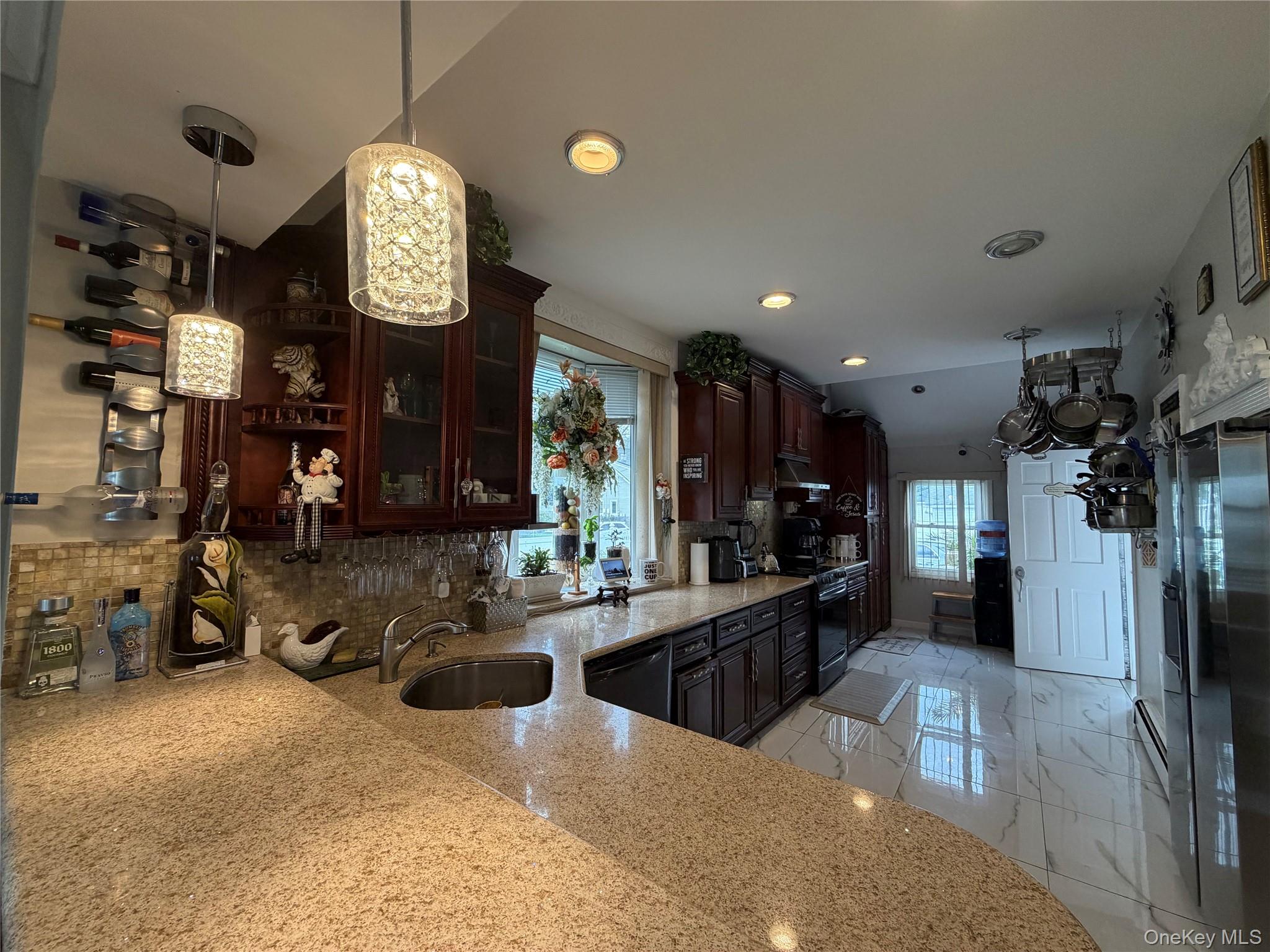 611 Park Avenue – For Sale photo 10