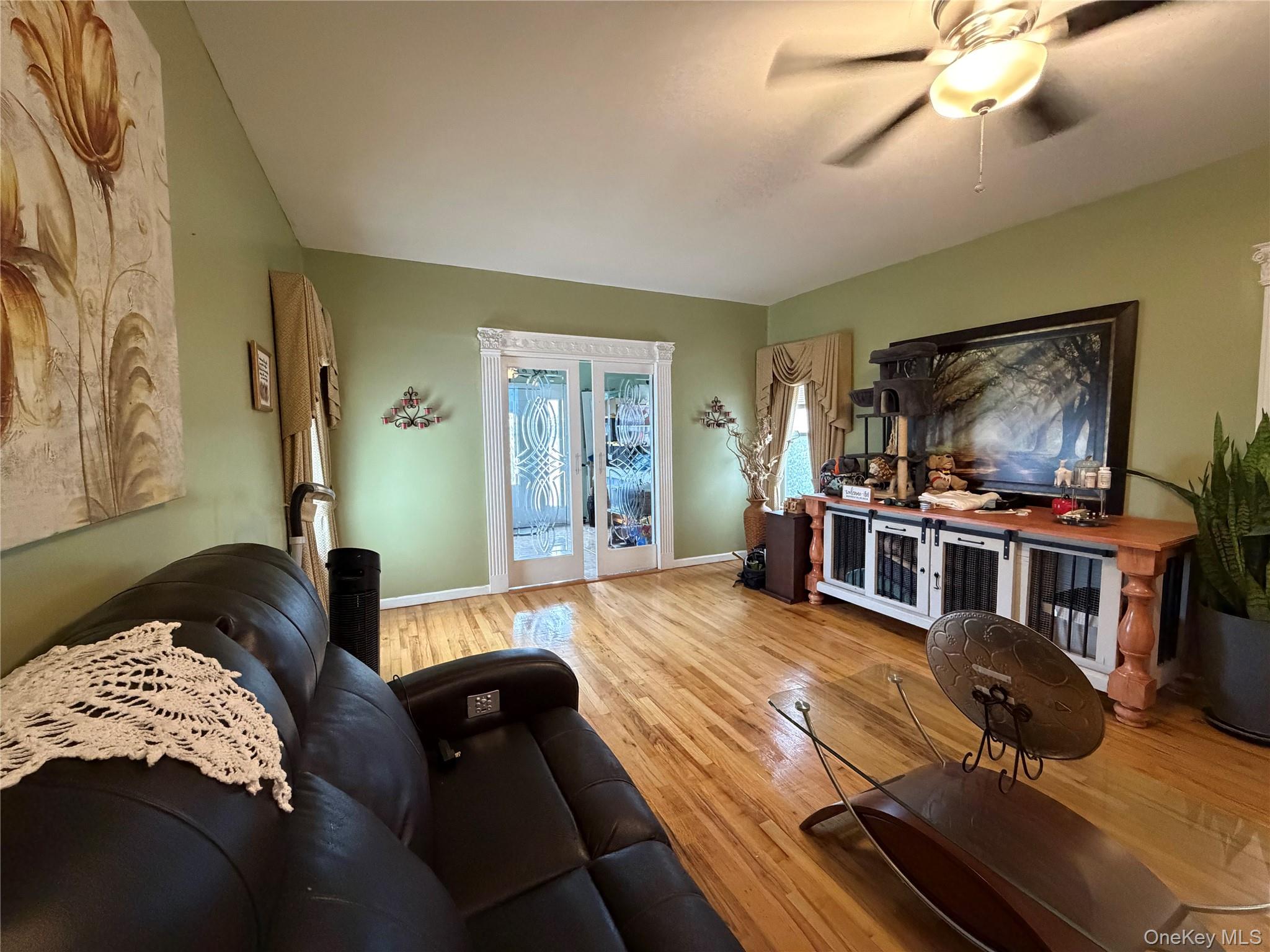 611 Park Avenue – For Sale photo 8