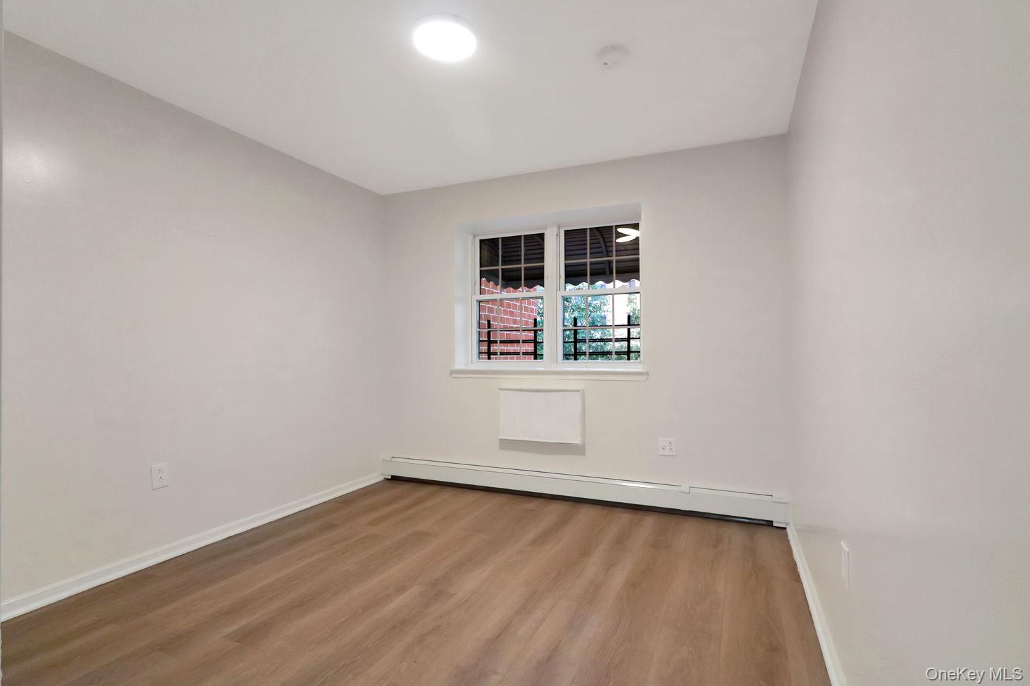 1051 Cauldwell Avenue, Unit 3 photo 8
