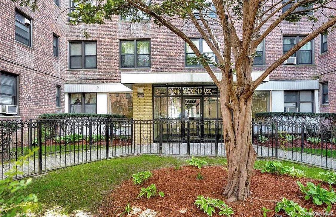 89-20 55th Avenue, Unit 6D photo 30