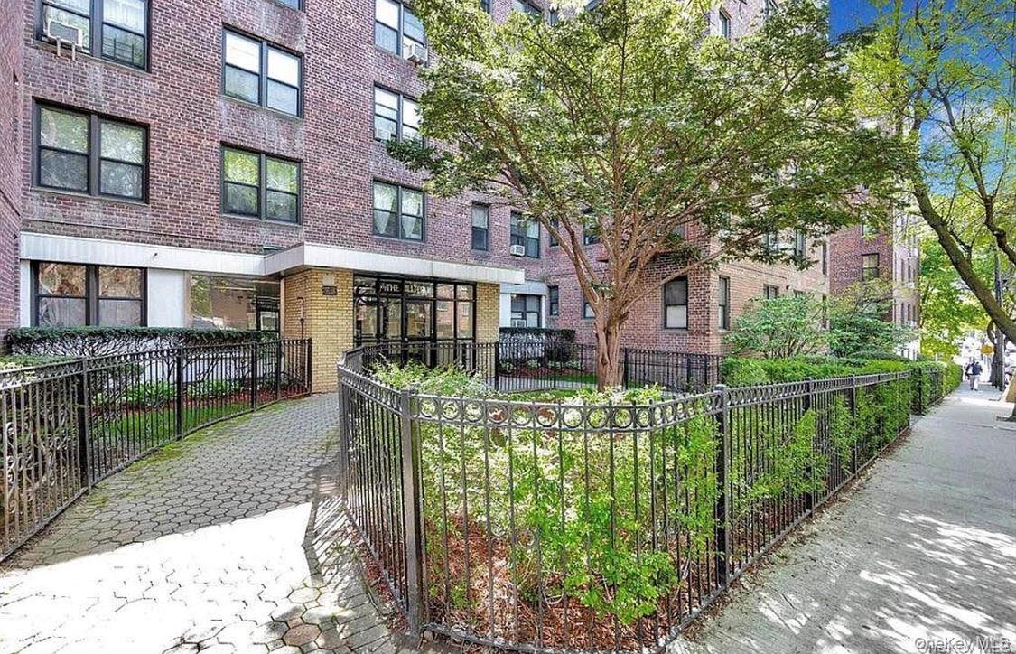 89-20 55th Avenue, Unit 6D photo 31