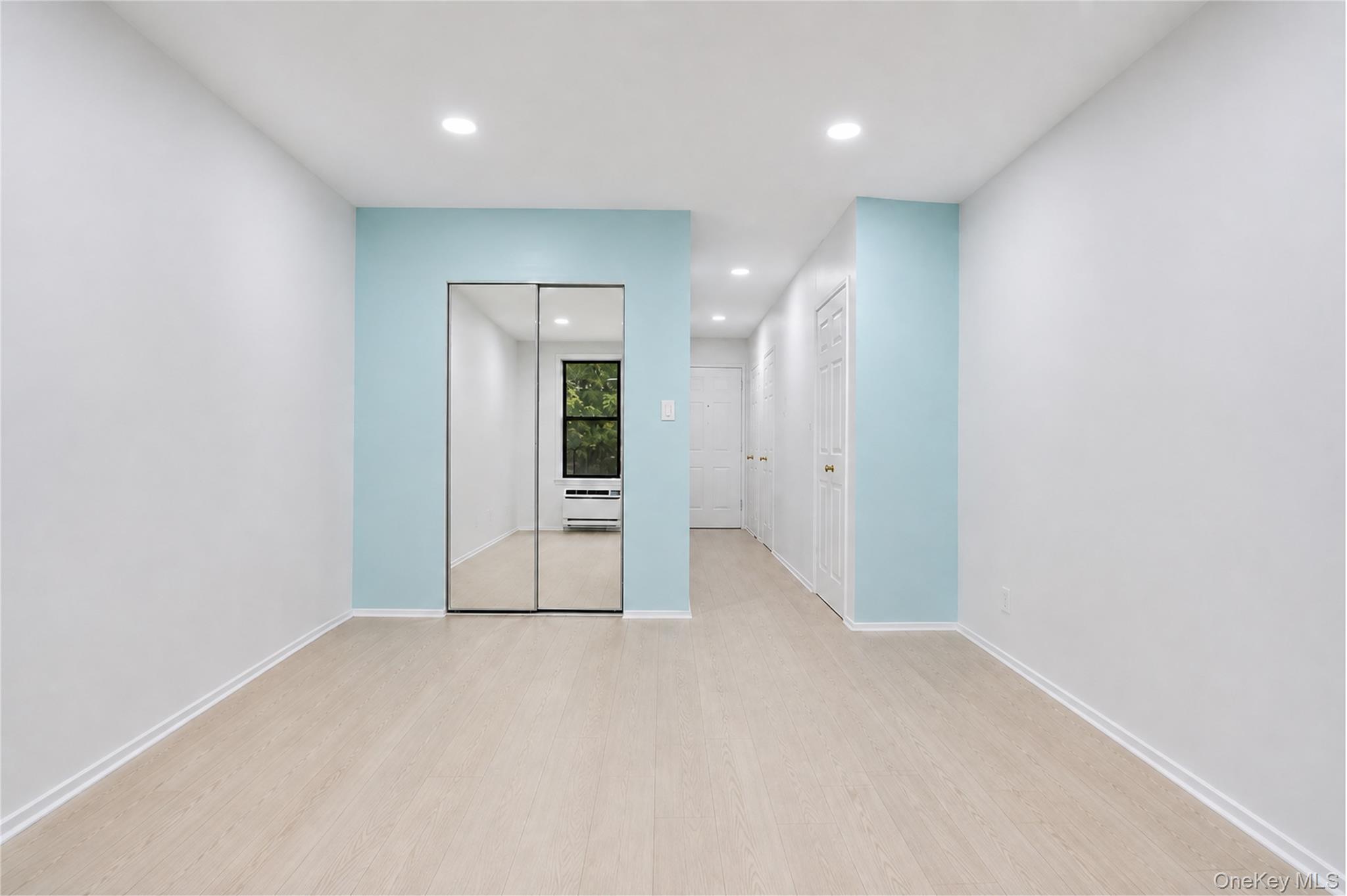 649 2nd Avenue, Unit 2H photo 3