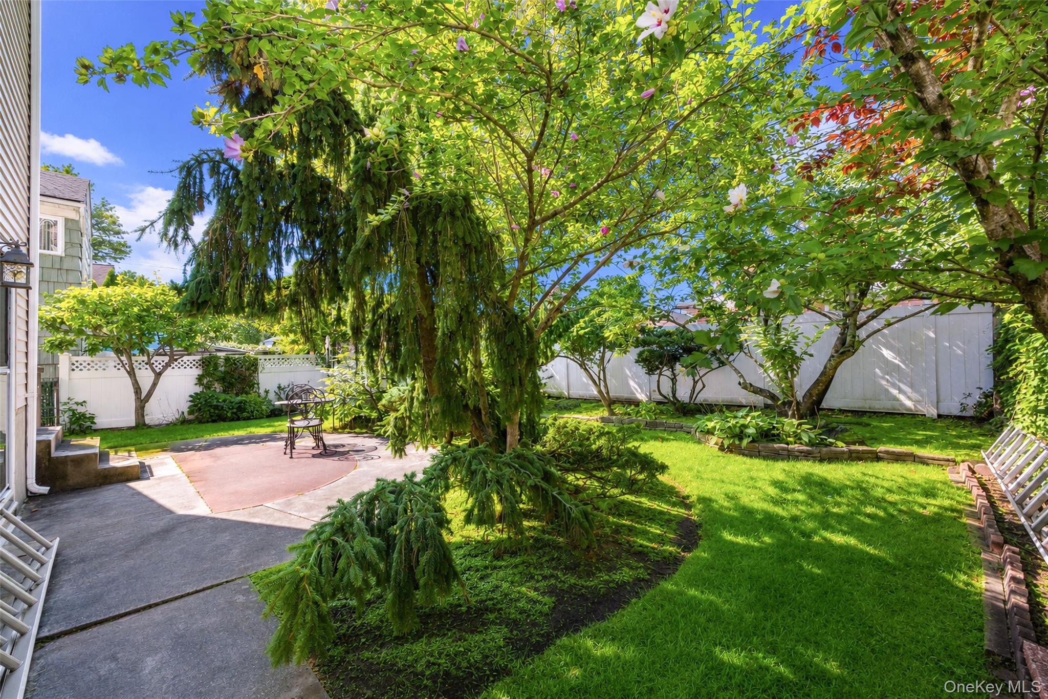 64-38 Marathon Parkway – For Sale photo 31