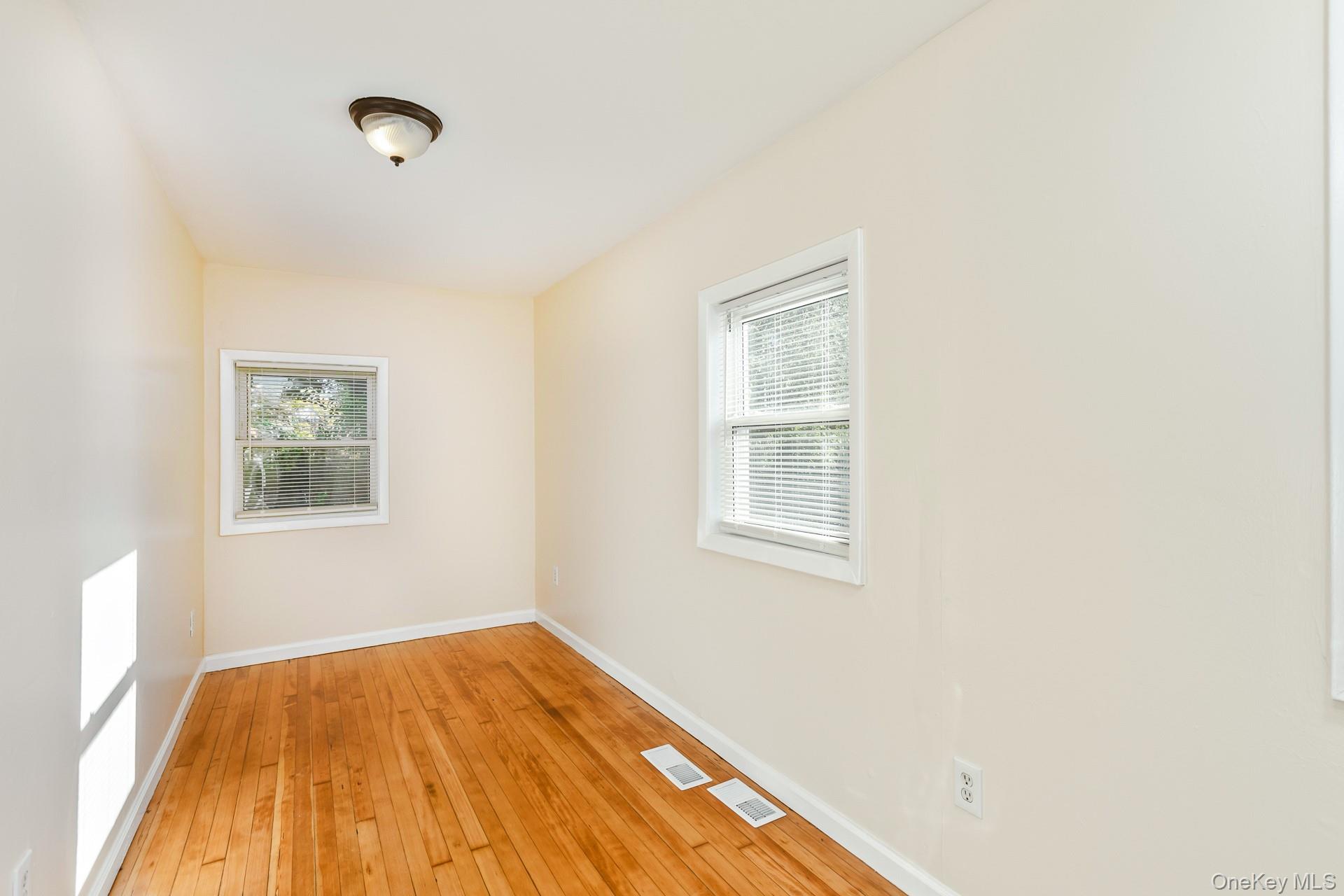 860 Flanders Road – For Sale photo 23