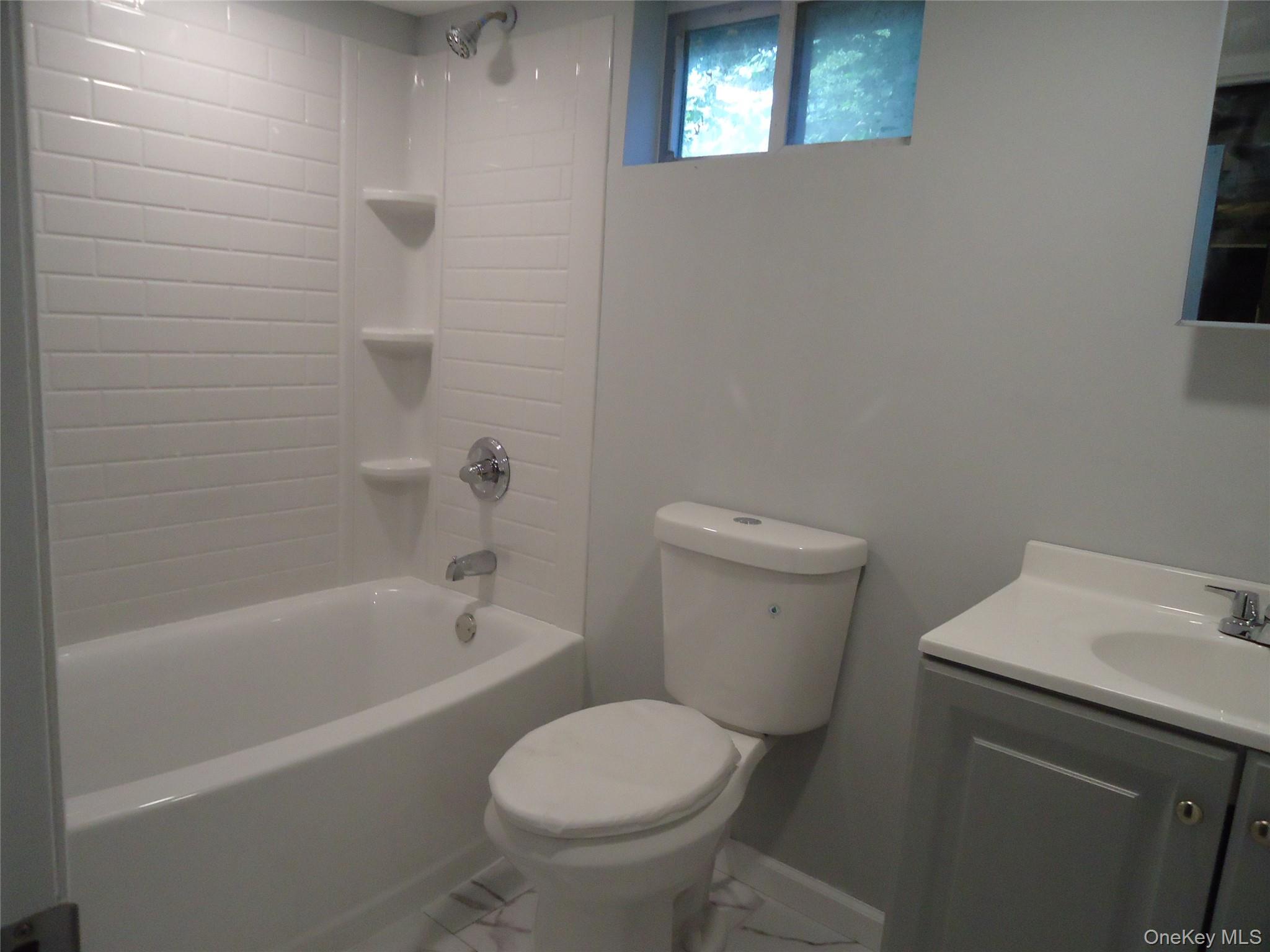 860 Flanders Road – For Sale photo 5