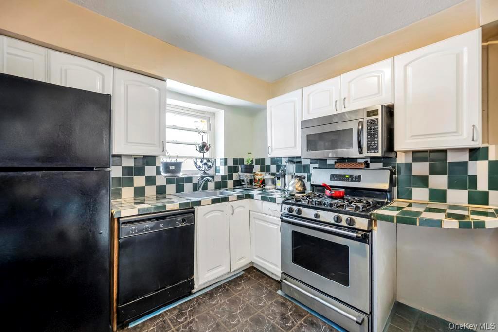 13 Crystal Street – For Sale photo 7
