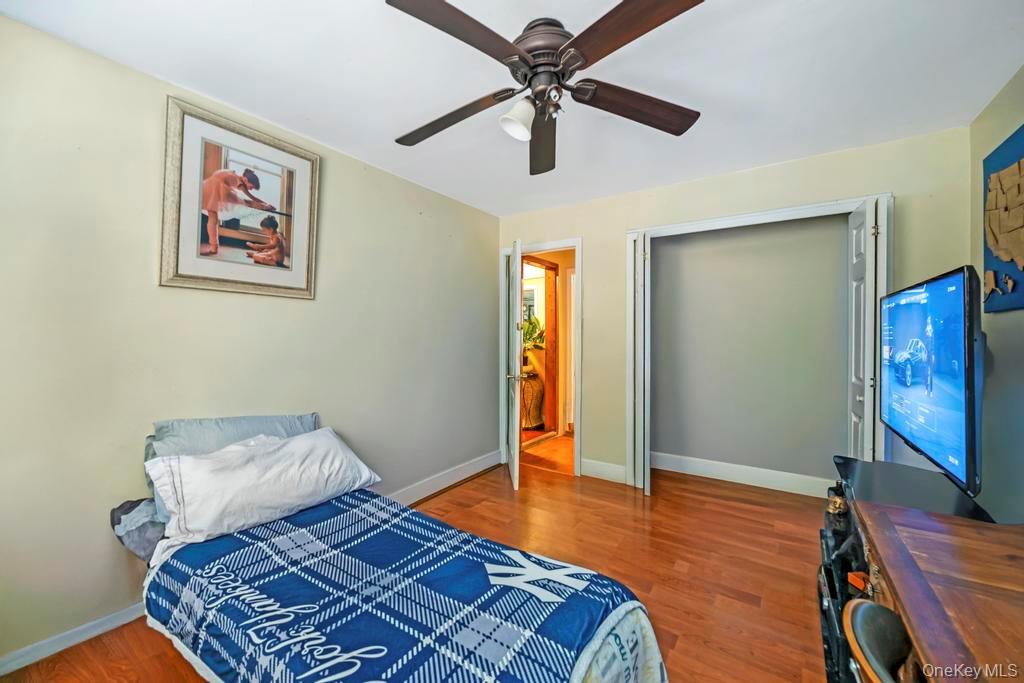 13 Crystal Street – For Sale photo 15
