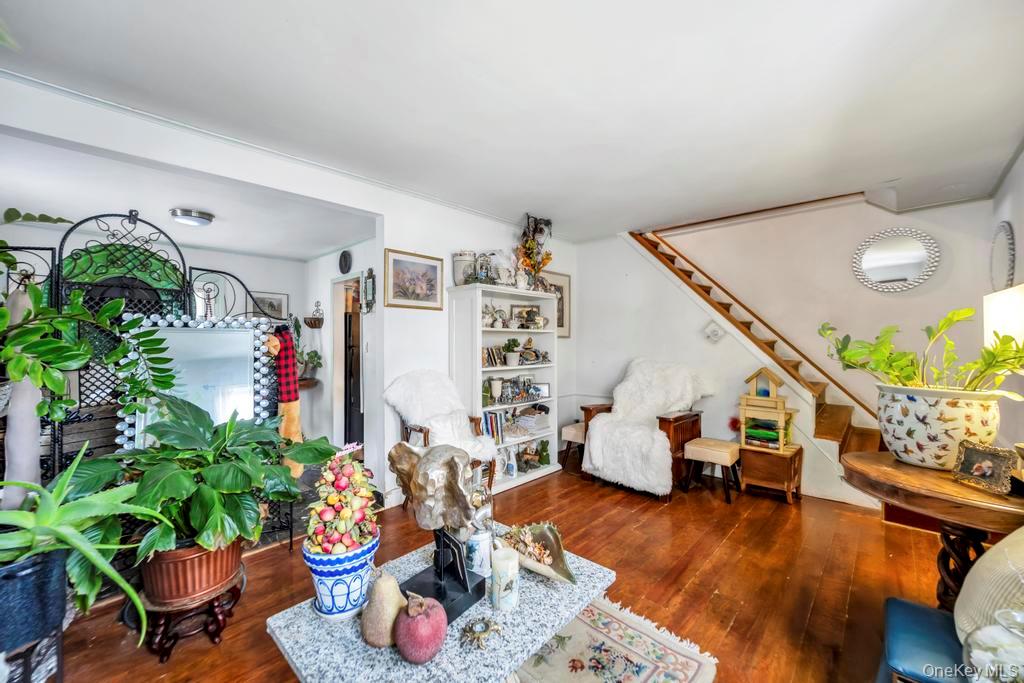 13 Crystal Street – For Sale photo 6