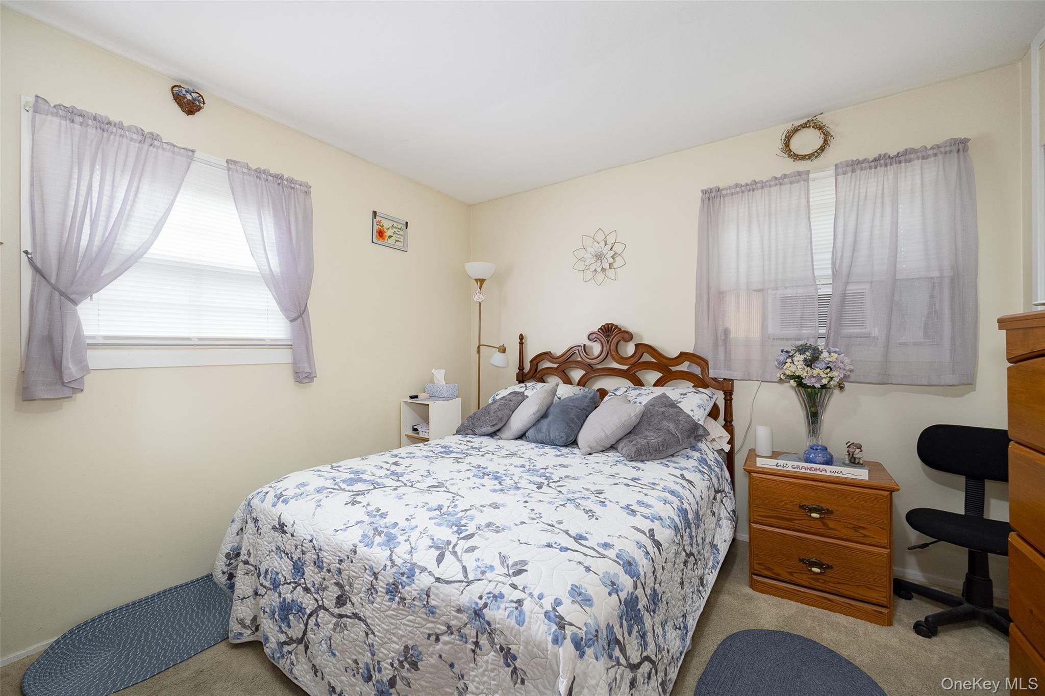 2 Park Lane – For Sale photo 12