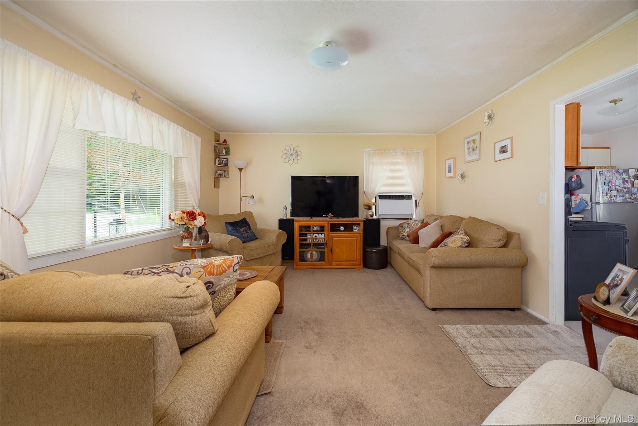 2 Park Lane – For Sale photo 4