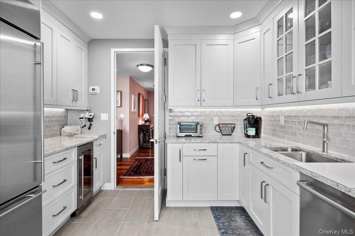 10 City Place, Unit 31H photo 12