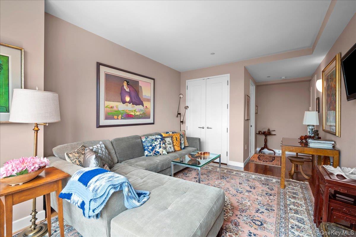 10 City Place, Unit 31H photo 22