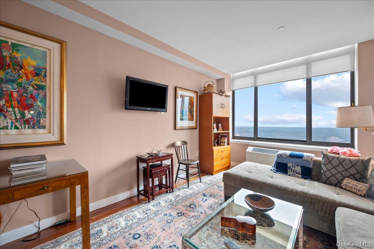 10 City Place, Unit 31H photo 21