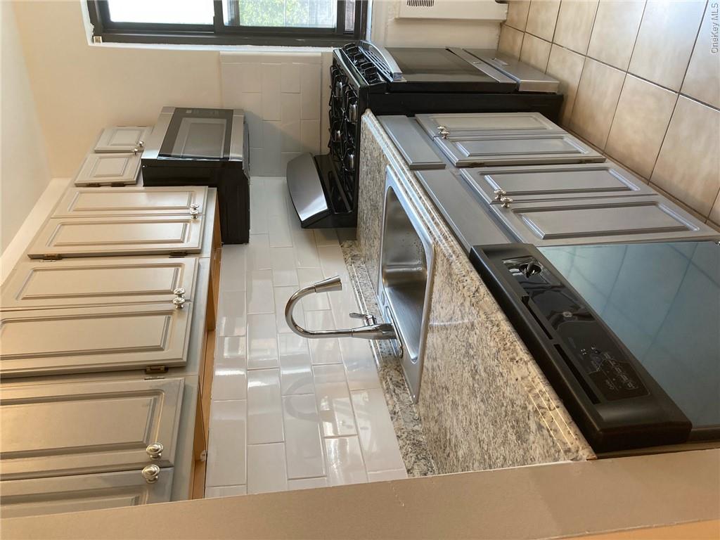 33 William Street, Unit 1S photo 3
