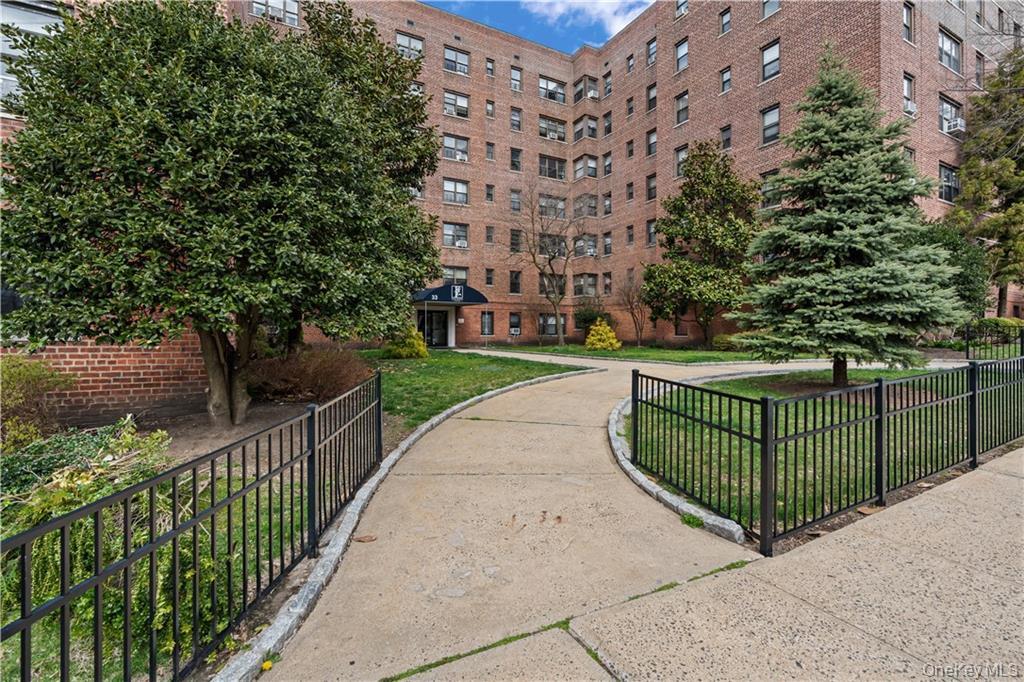 33 William Street, Unit 3K photo 2