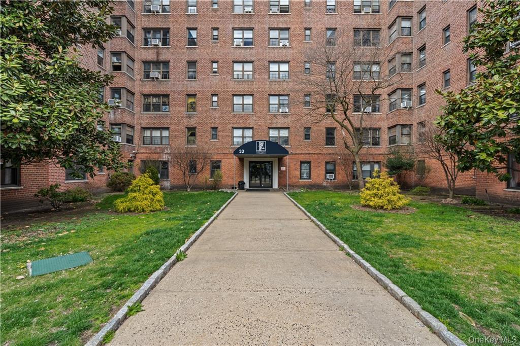 33 William Street, Unit 3K