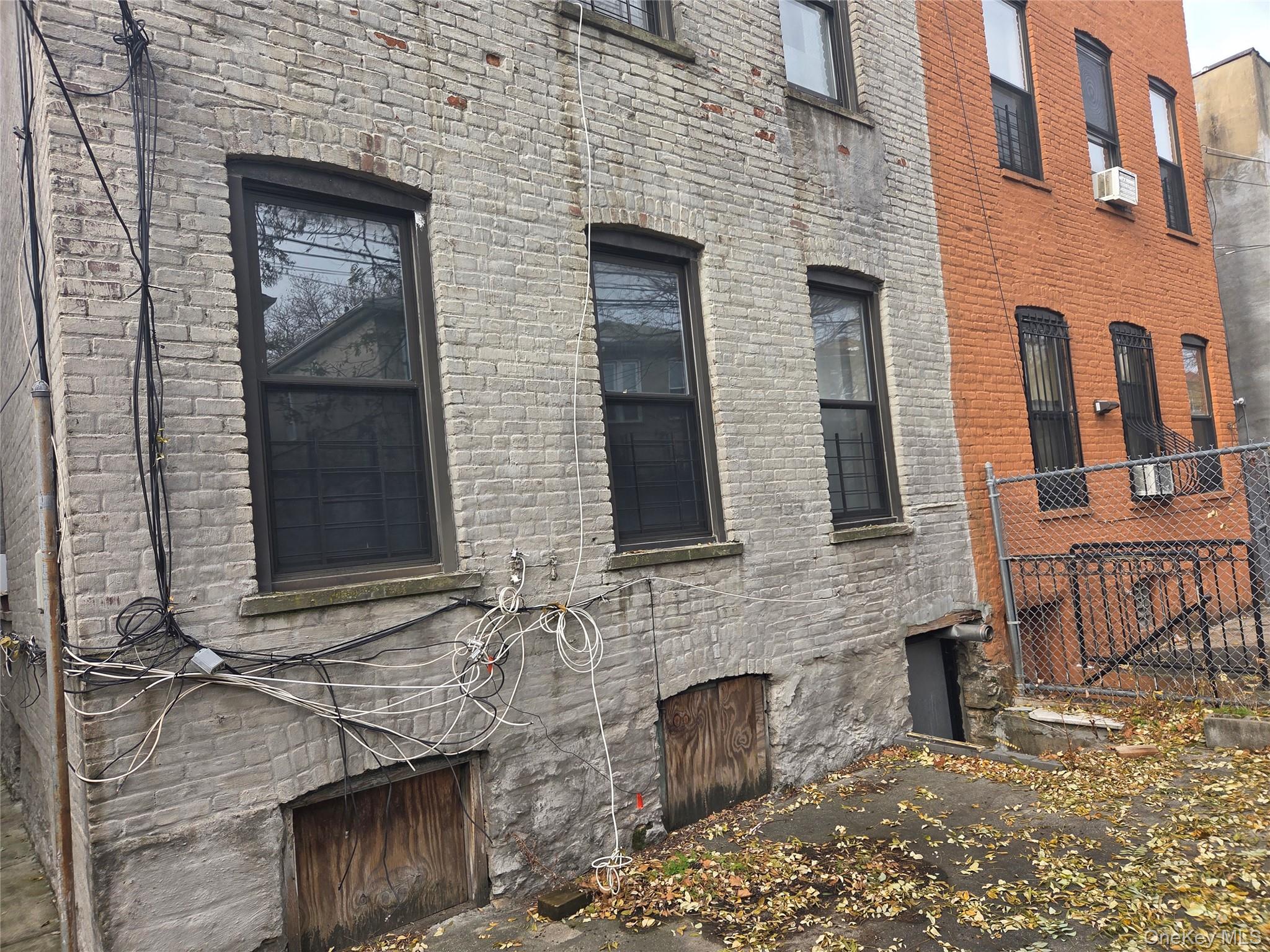 401 Legion Street – For Sale photo 3