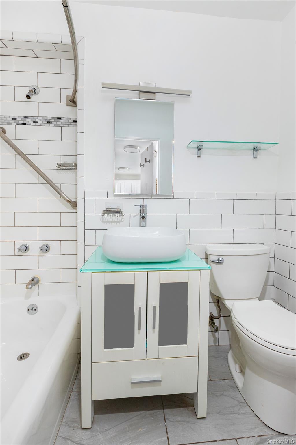 5800 Arlington Avenue, Unit 16N photo 7