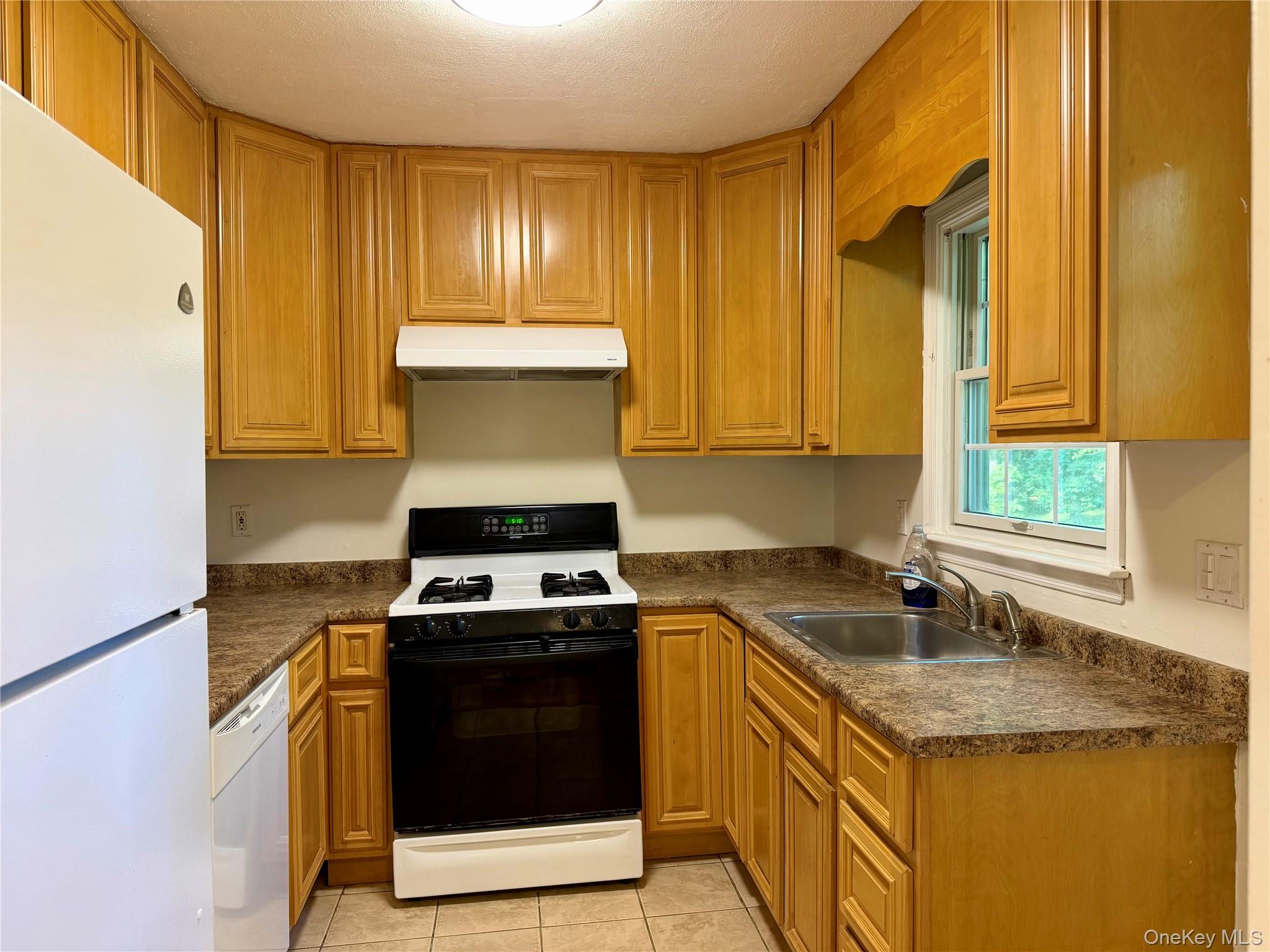 7 Gables Court – For Rent