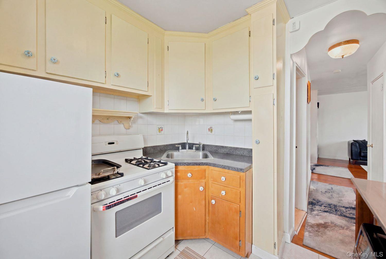50-22 40th Street, Unit 6H photo 14