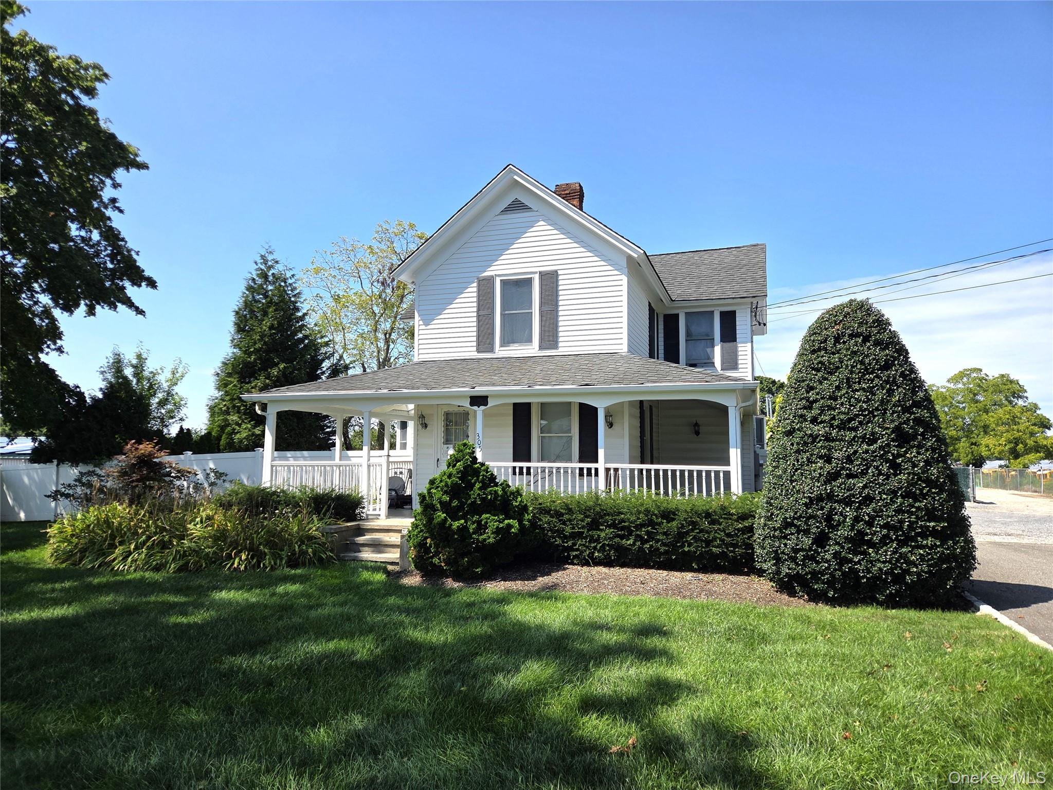 305 Edwards Avenue – For Rent