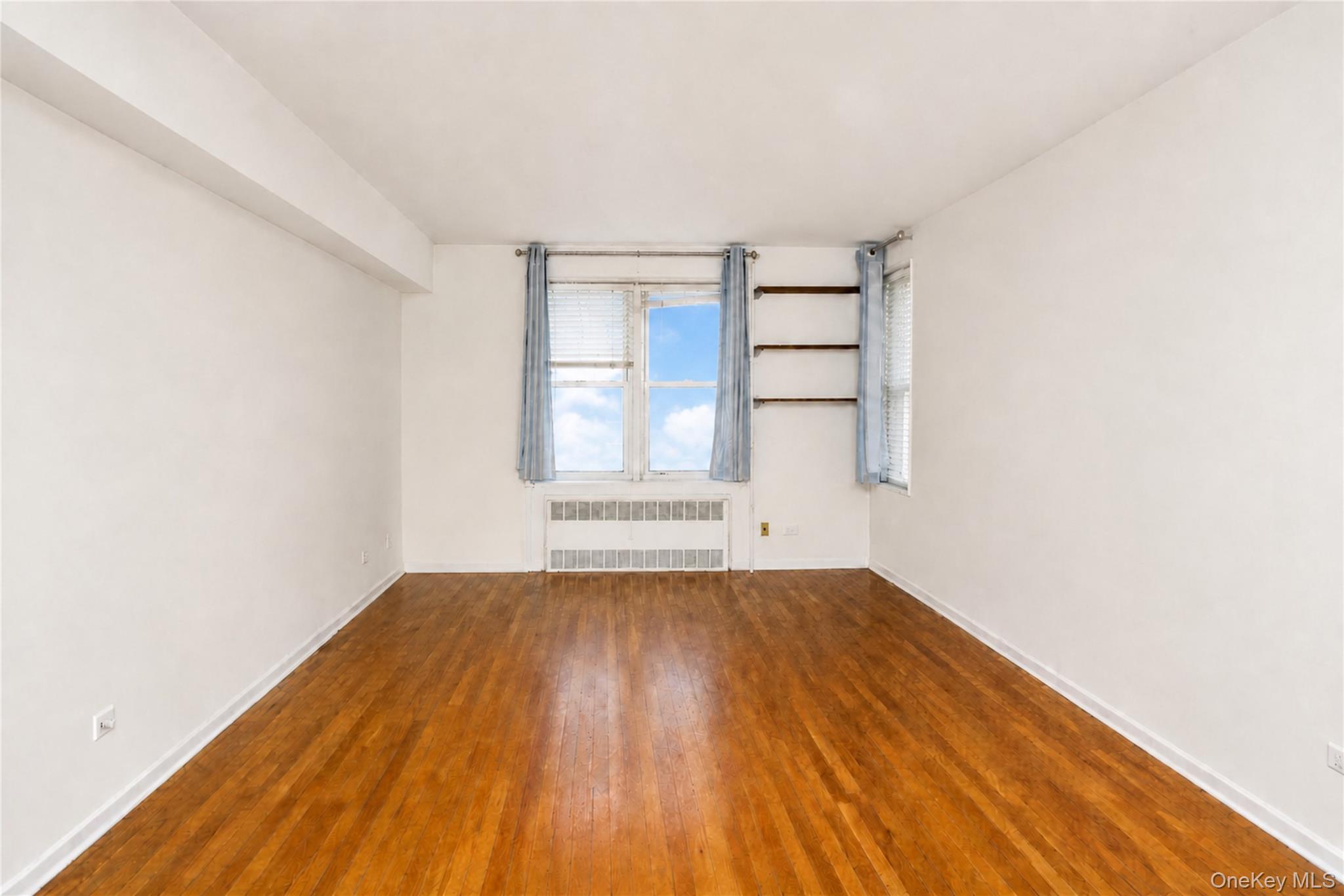 4240 Bowne Street, Unit 4D photo 9